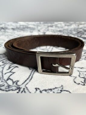 Classic Brown Leather Men’s Belt from Levi’s - size M